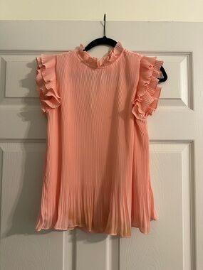 Ruffled Pleated Sleeveless Top - Peach